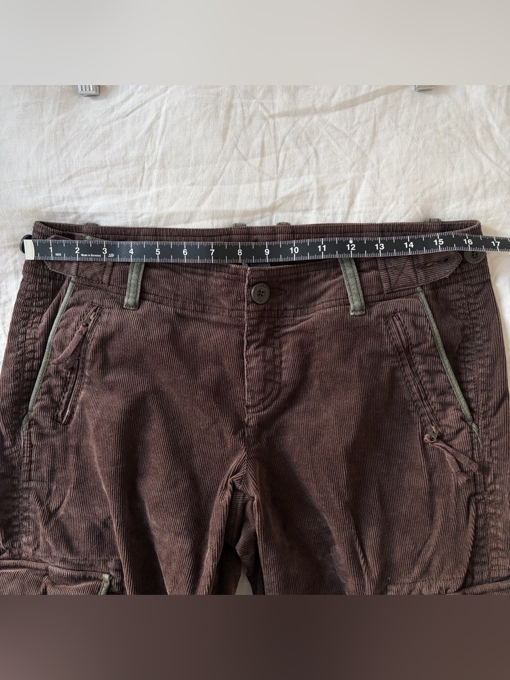 Gap Corduroy Cargo Capris Pants - Picture 9 of 9